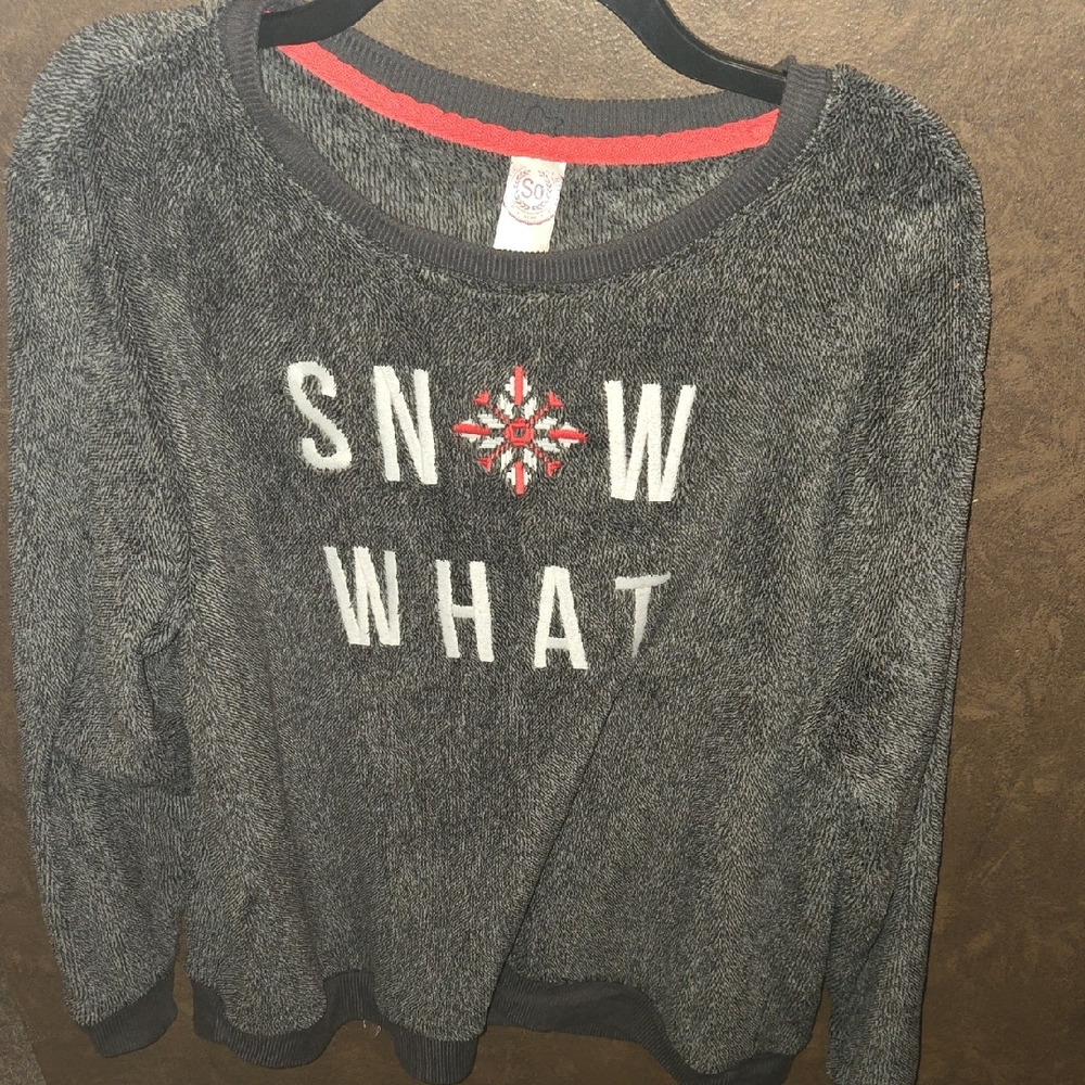 SO Women's Gray Top with Snowflake Design
